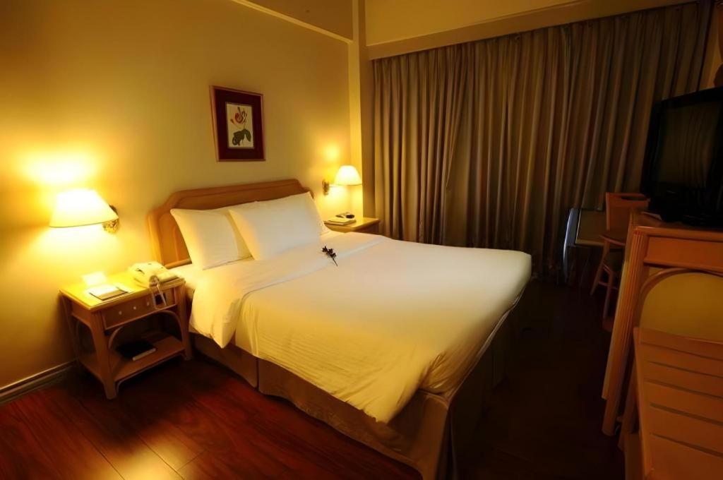 Casa Leticia Boutique Hotel Davao City Exterior foto